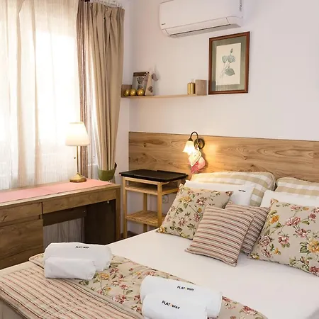 Appartement Rustic Interior In A Modern 2-bedroom *